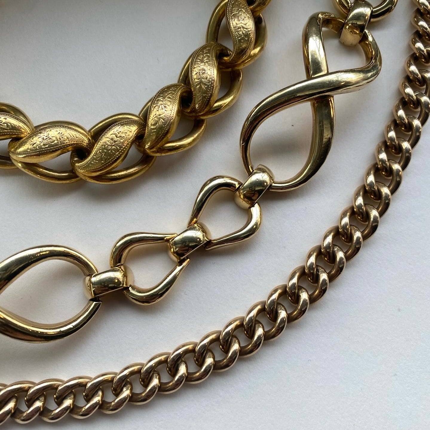 Late Victorian 18k Heavy Curb Link Bracelet- 7"