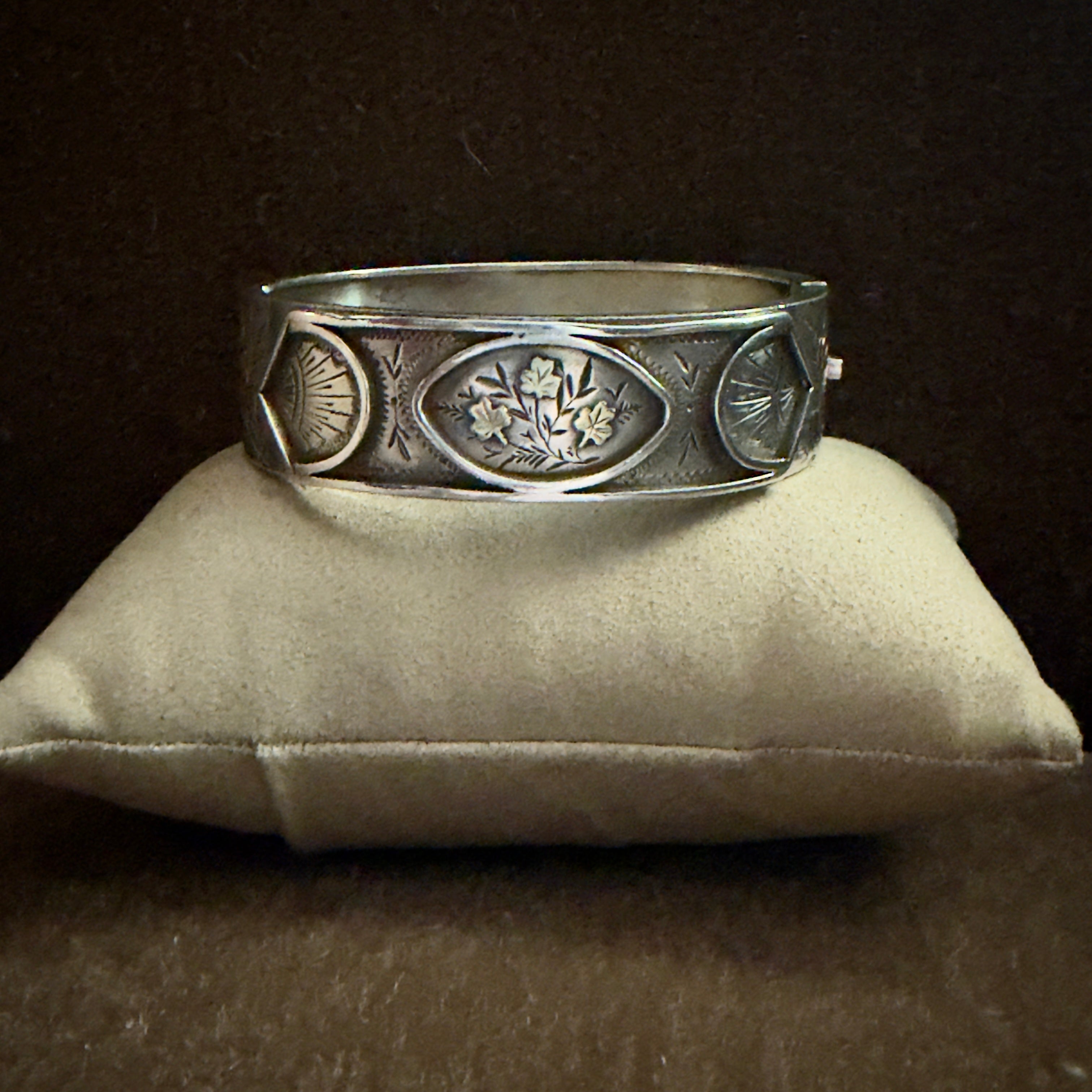 Antique Victorian Silver Floral Motif Bangle Bracelet