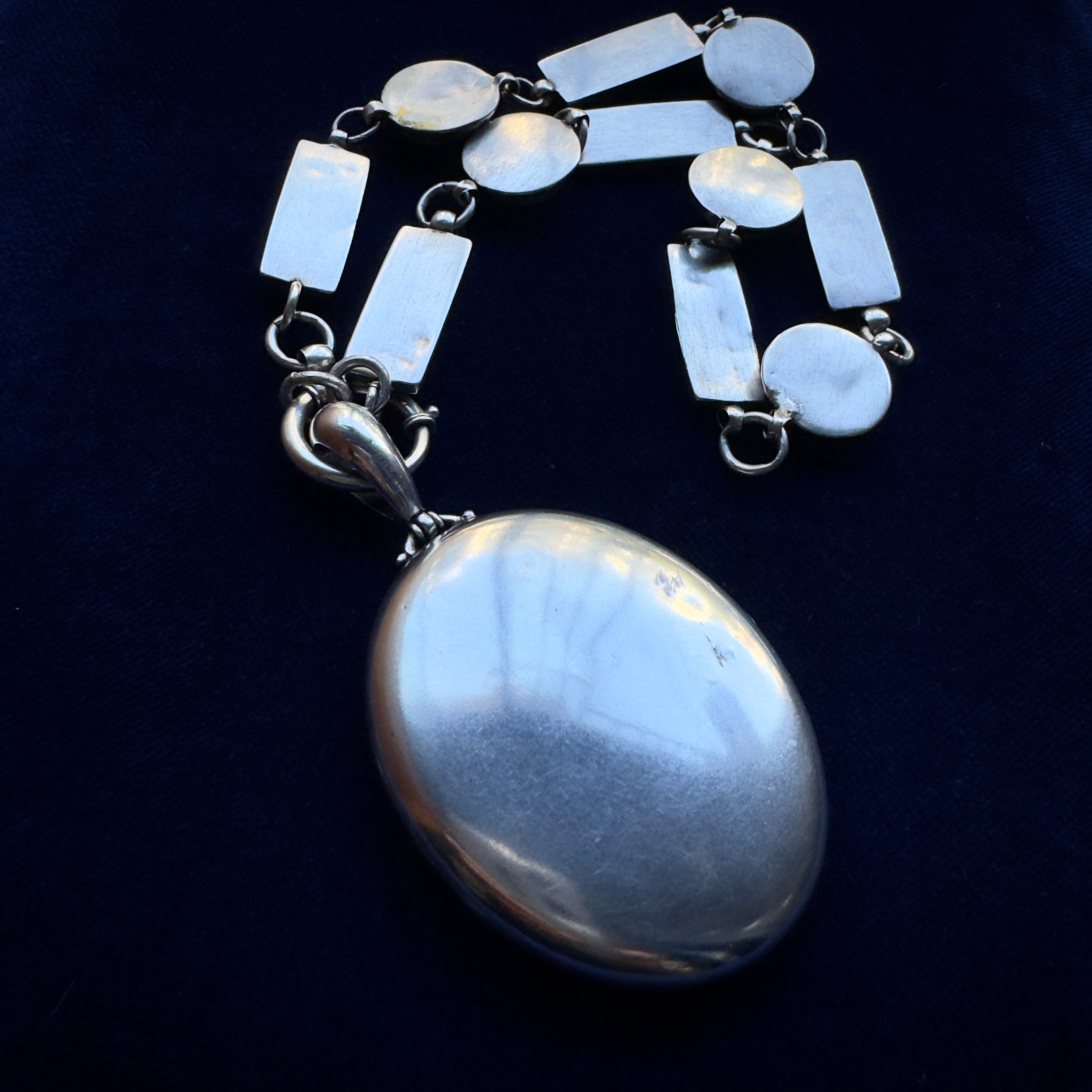 Antique Aesthetic Movement Silver Wide Links Necklace