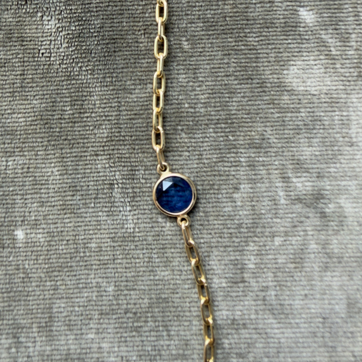 Stephanie Windsor 18k Ceylon Sapphire Five Stone Chain- 22”