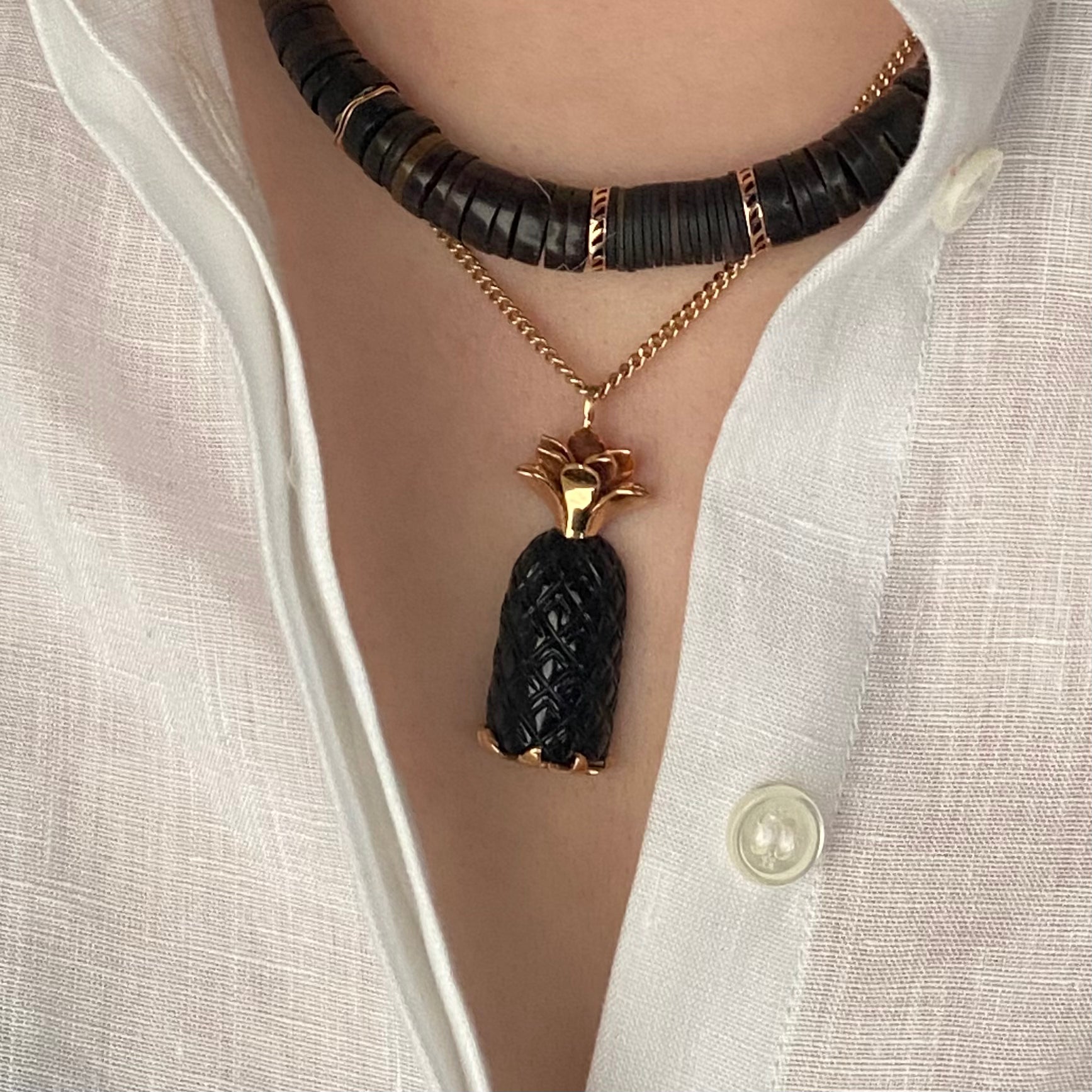 Dezso 18k Classic Chocolate Shell & Coco Shark Fin Puka Necklace, 10mm