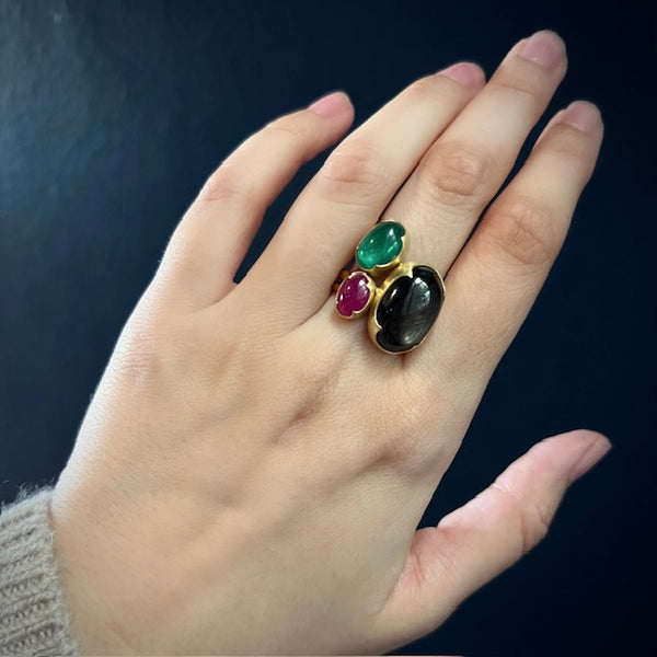 Gabriella Kiss 18k Large Oval Mink Star Sapphire Ring