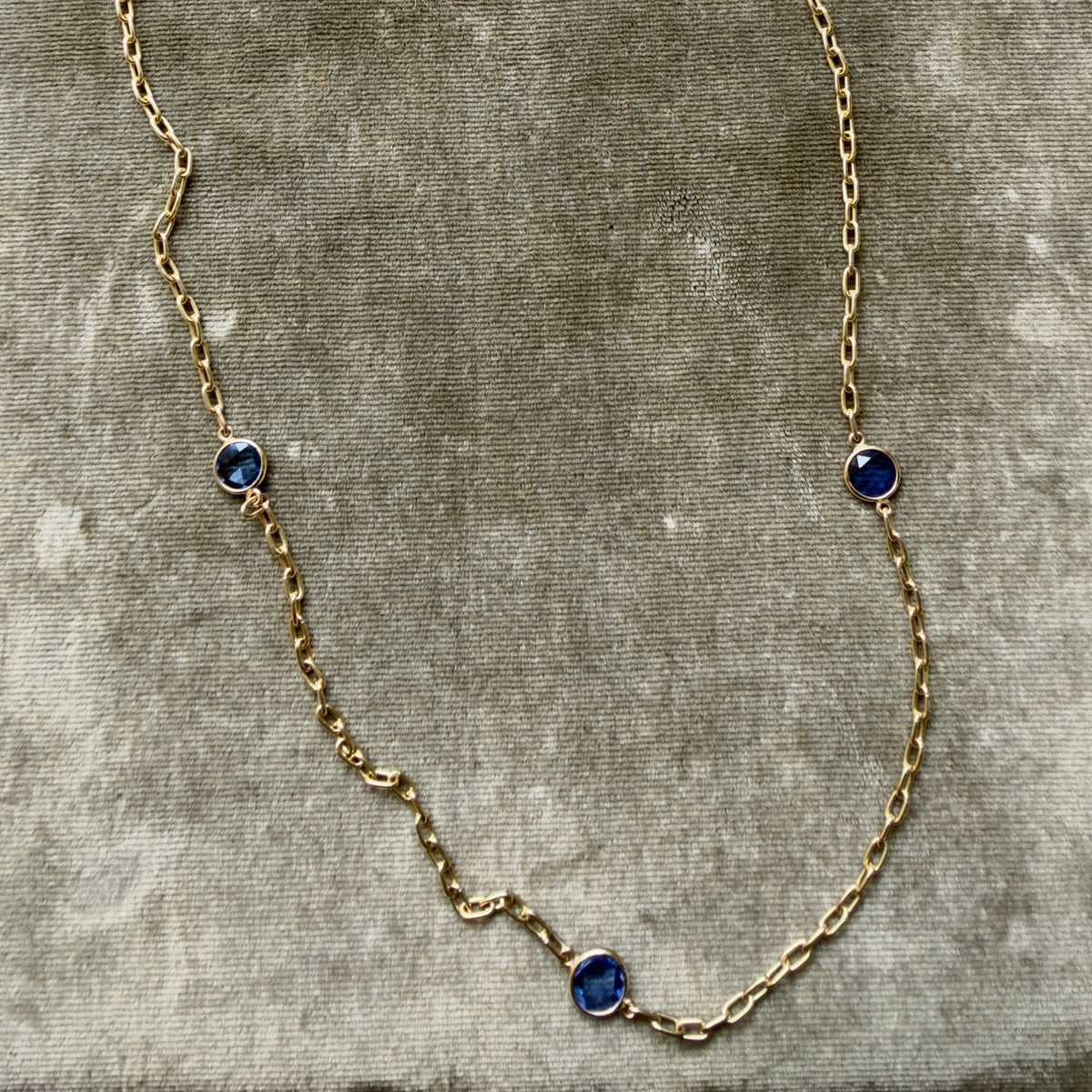 Stephanie Windsor 18k Ceylon Sapphire Five Stone Chain- 22”