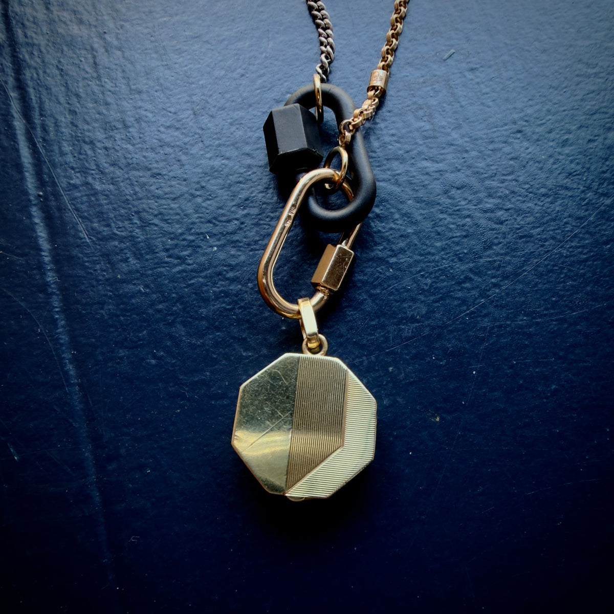 Vintage Mid-Century 14k Black Enamel/Engraved Octagon Box Locket