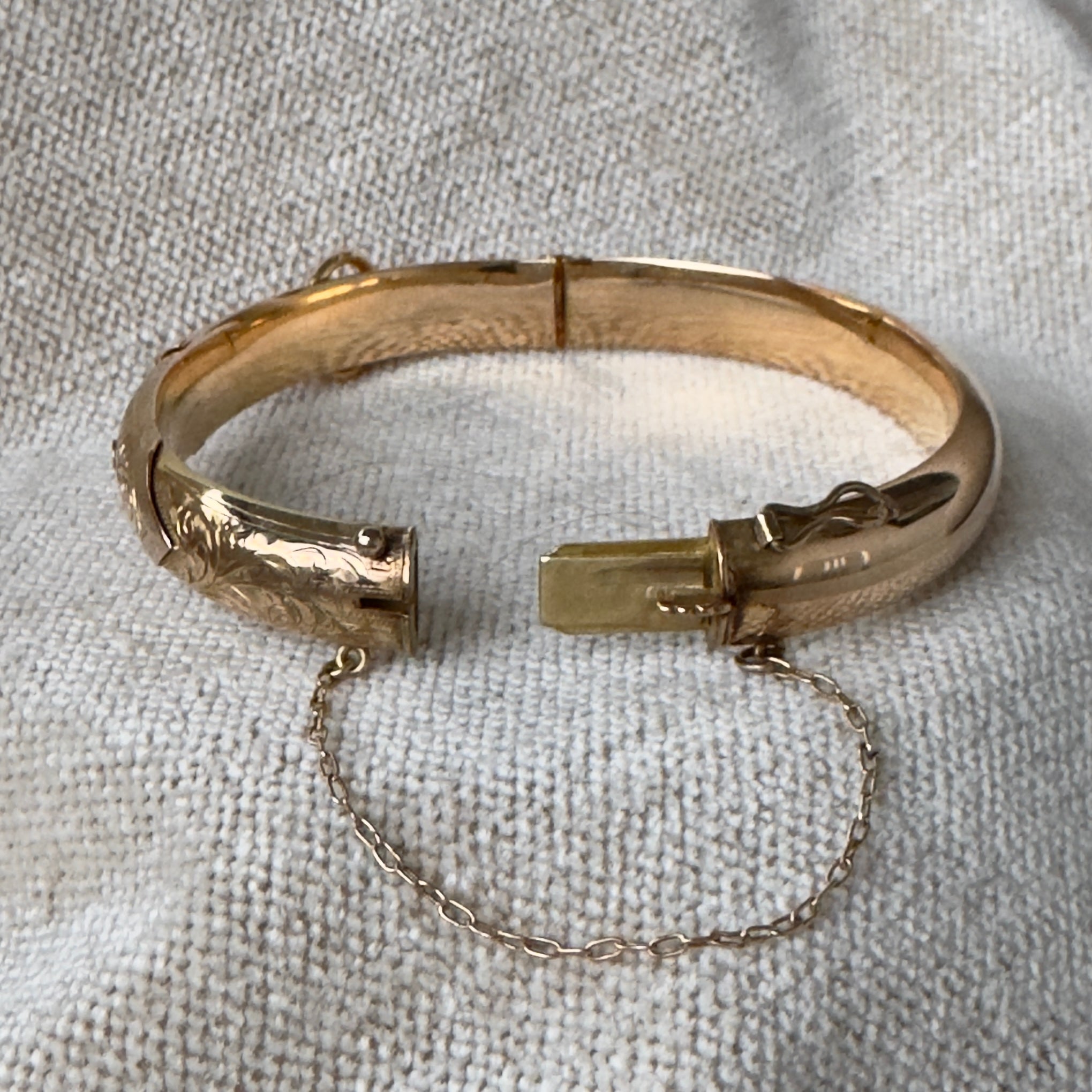 Antique Edwardian 15k Gold Buckle Bangle Bracelet