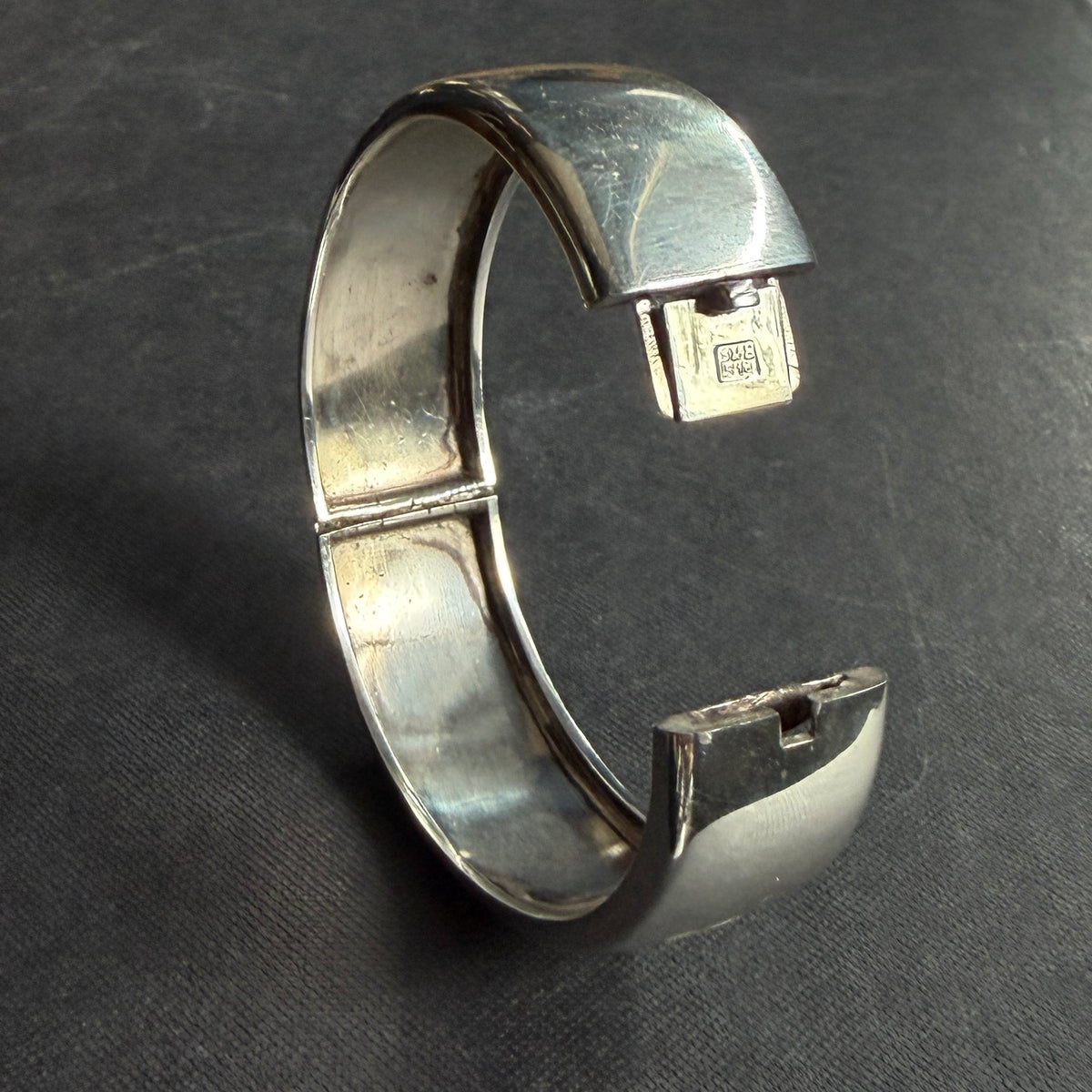 Antique Victorian Silver Floral Enamel Bangle Bracelet