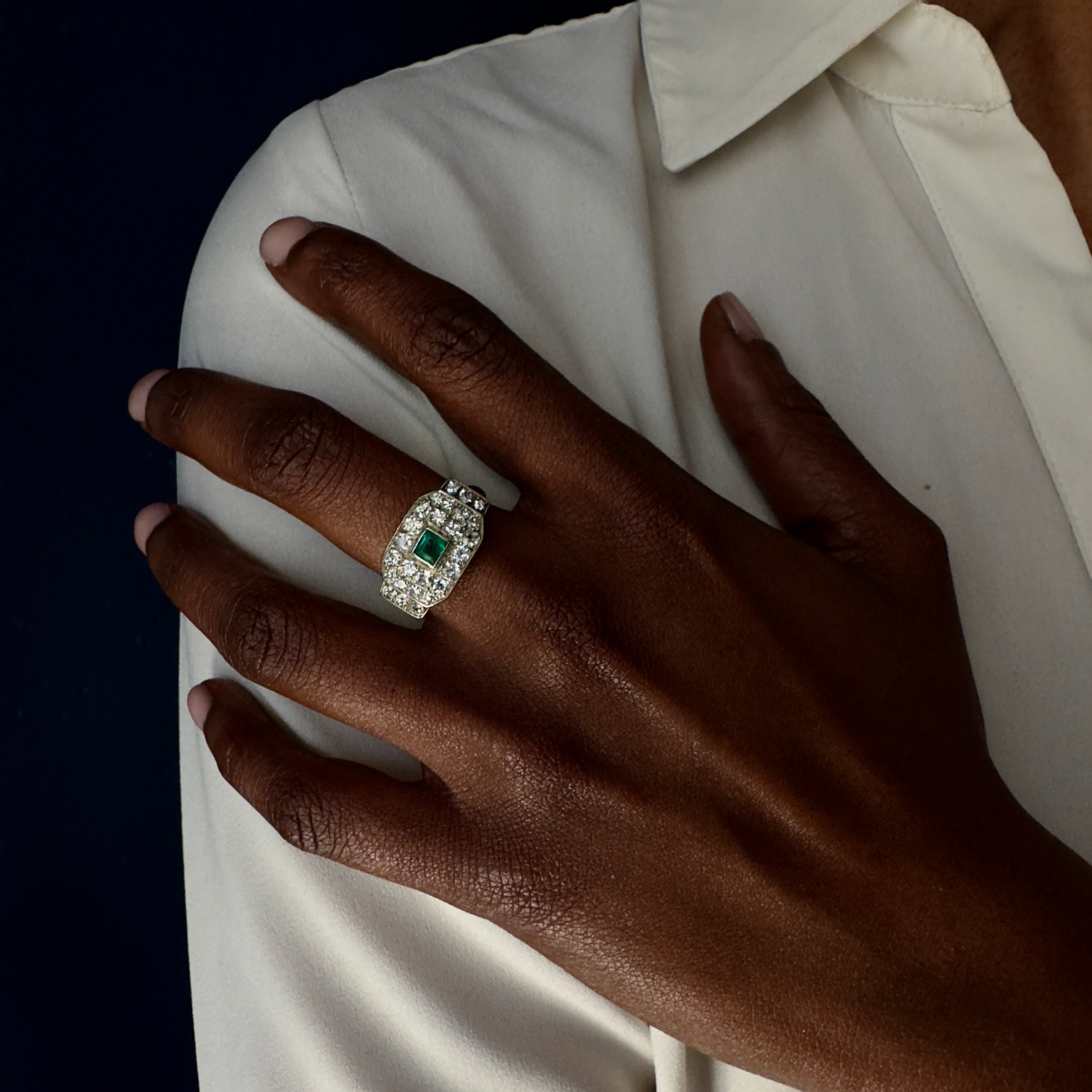 Antique Art Deco Platinum Diamonds & Colombian Emerald Ring