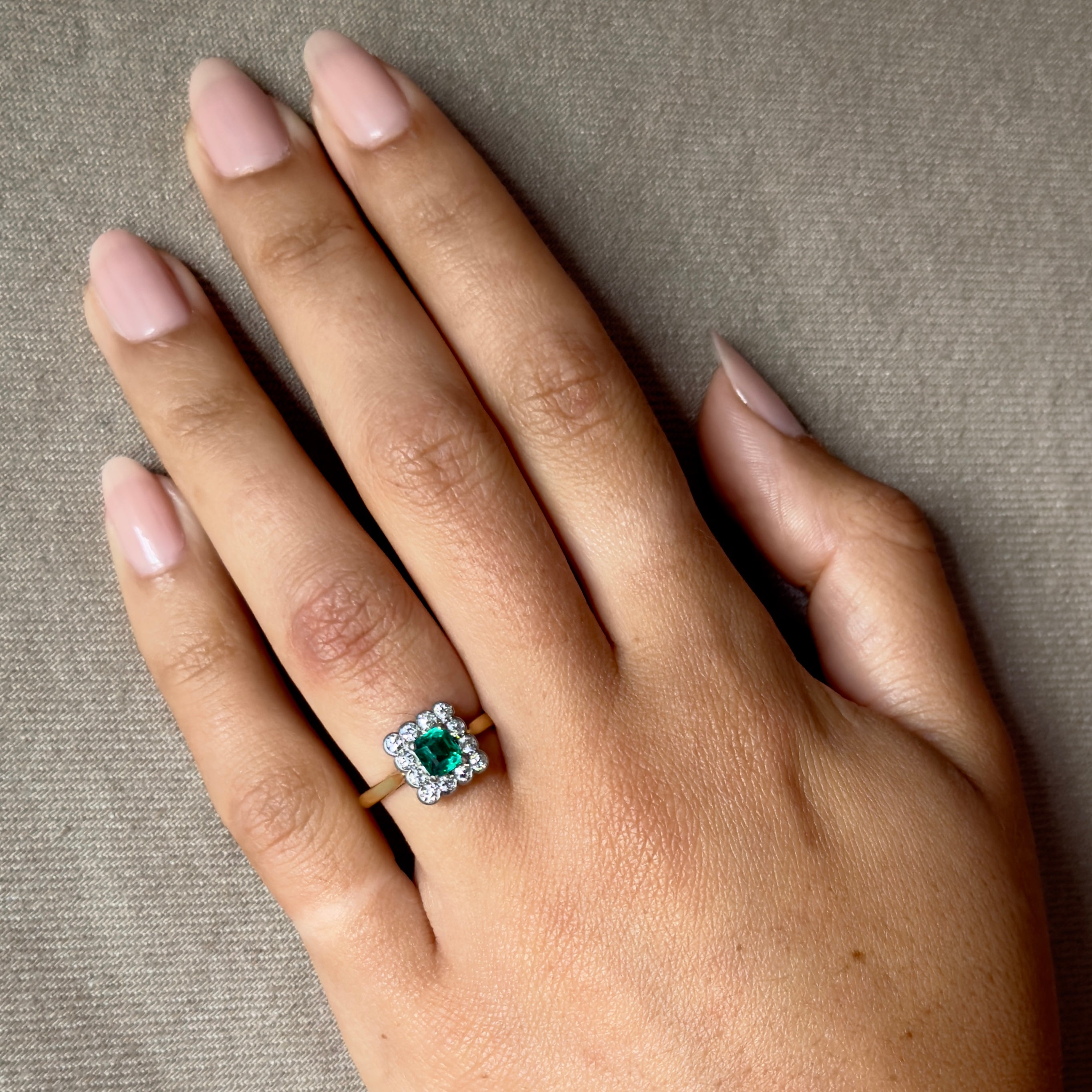 Antique Edwardian 18k/Platinum Emerald & Diamond Ring