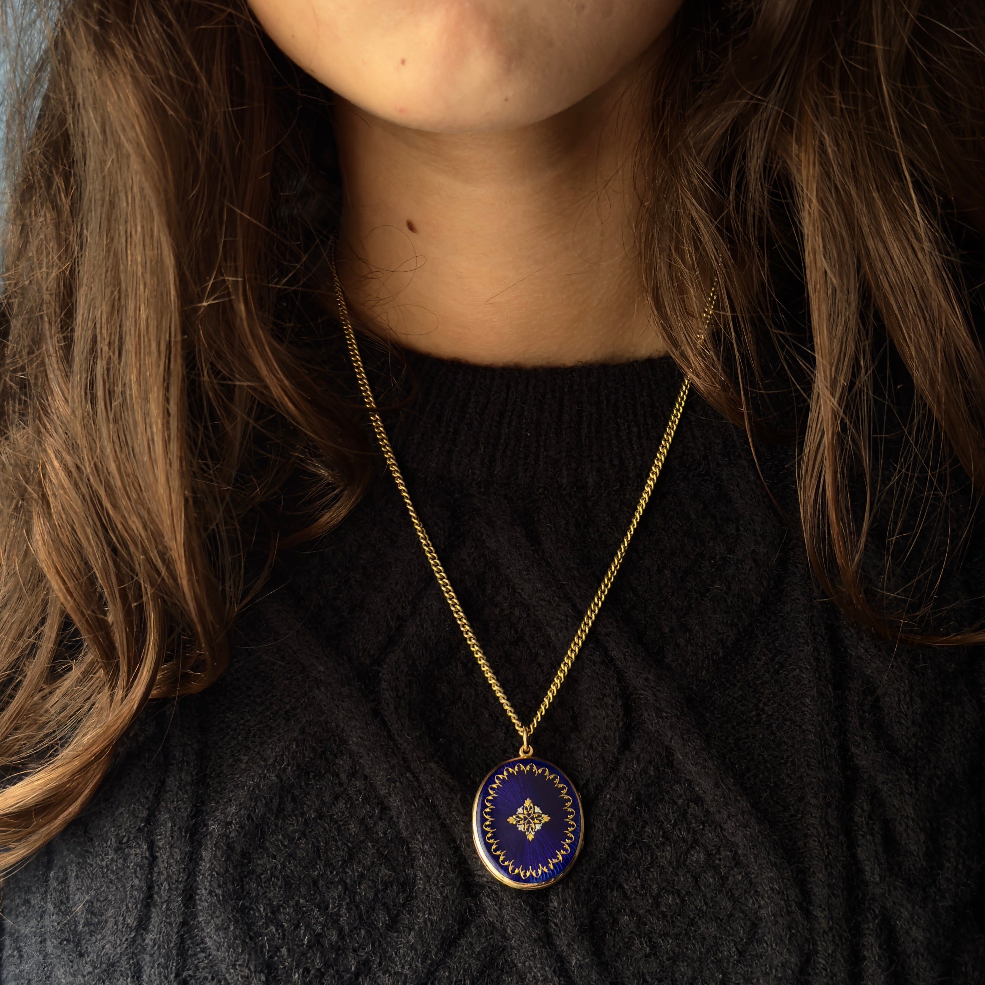 Antique Victorian 15k Oval Navy Enamel Locket Pendant