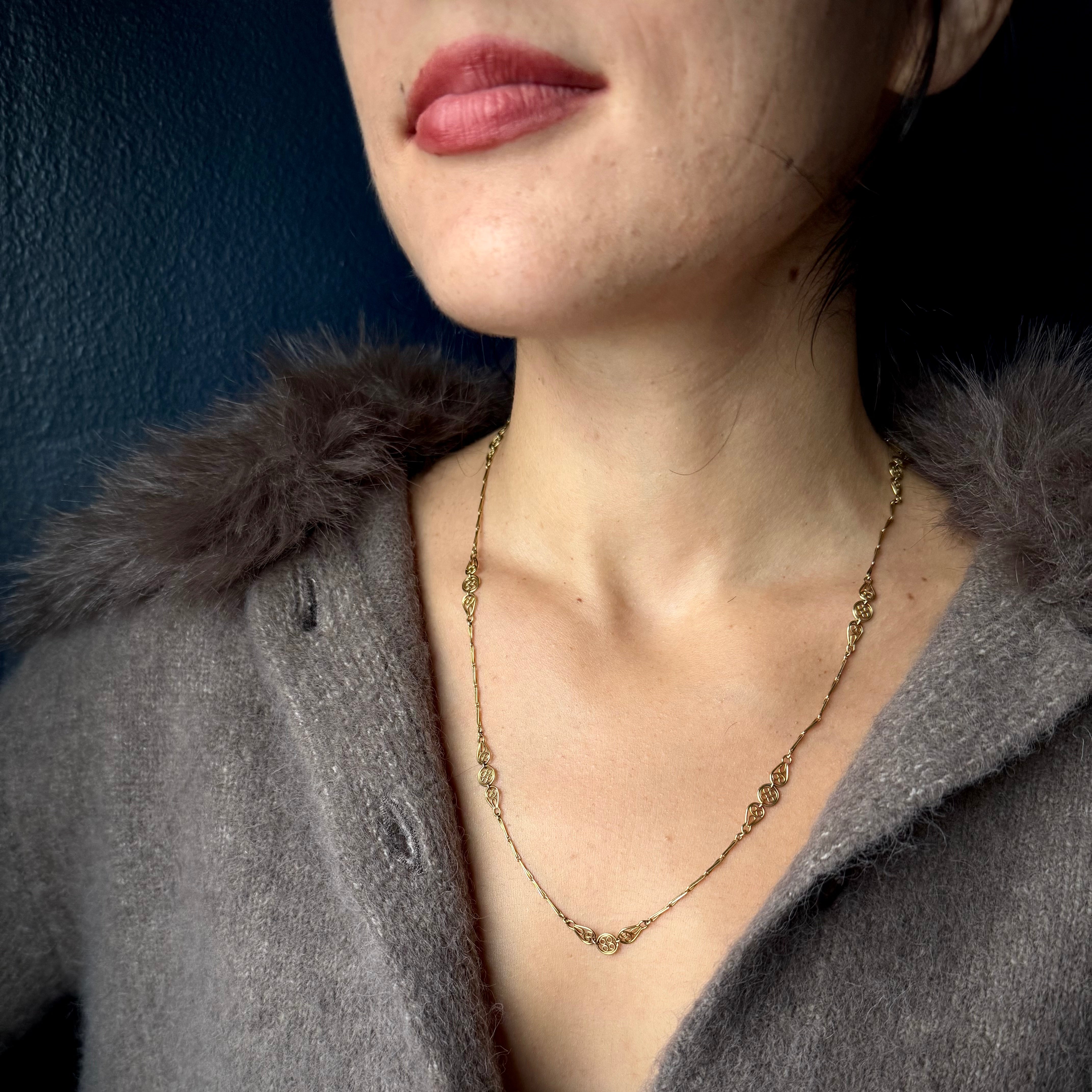 Antique Victorian French 18k Fetter & Barleycorn Chain