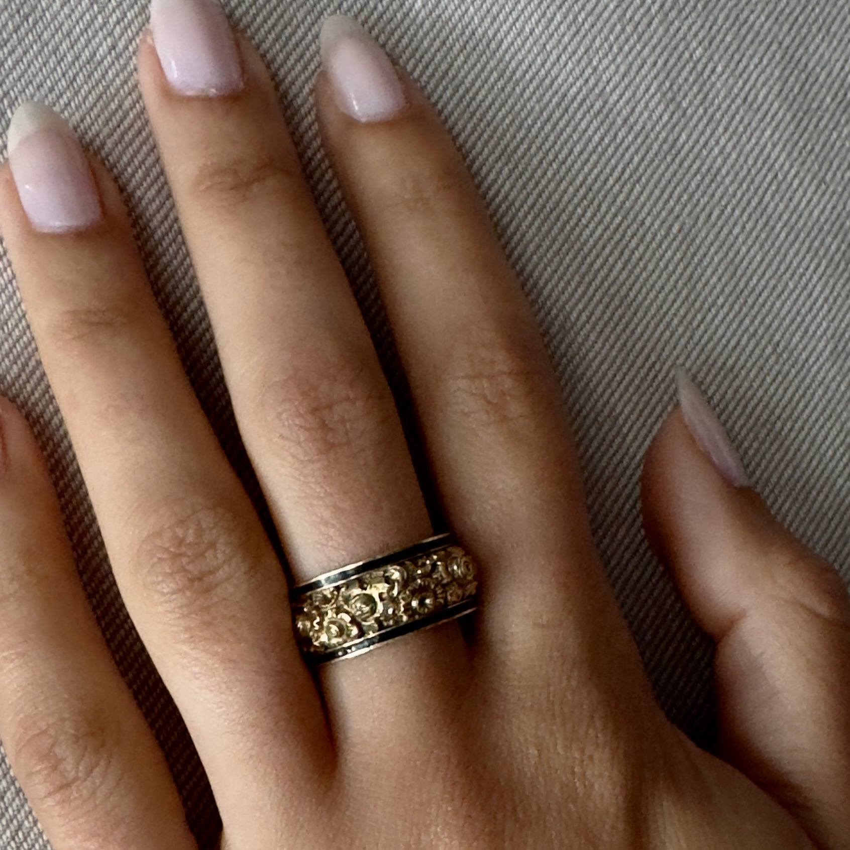 Antique Georgian 18k Black Enamel Mourning Band