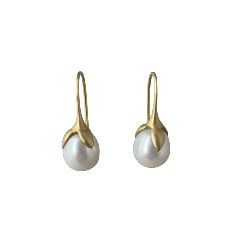 Gabriella Kiss 18k Yellow Gold White Pearl Eggplant Earrings