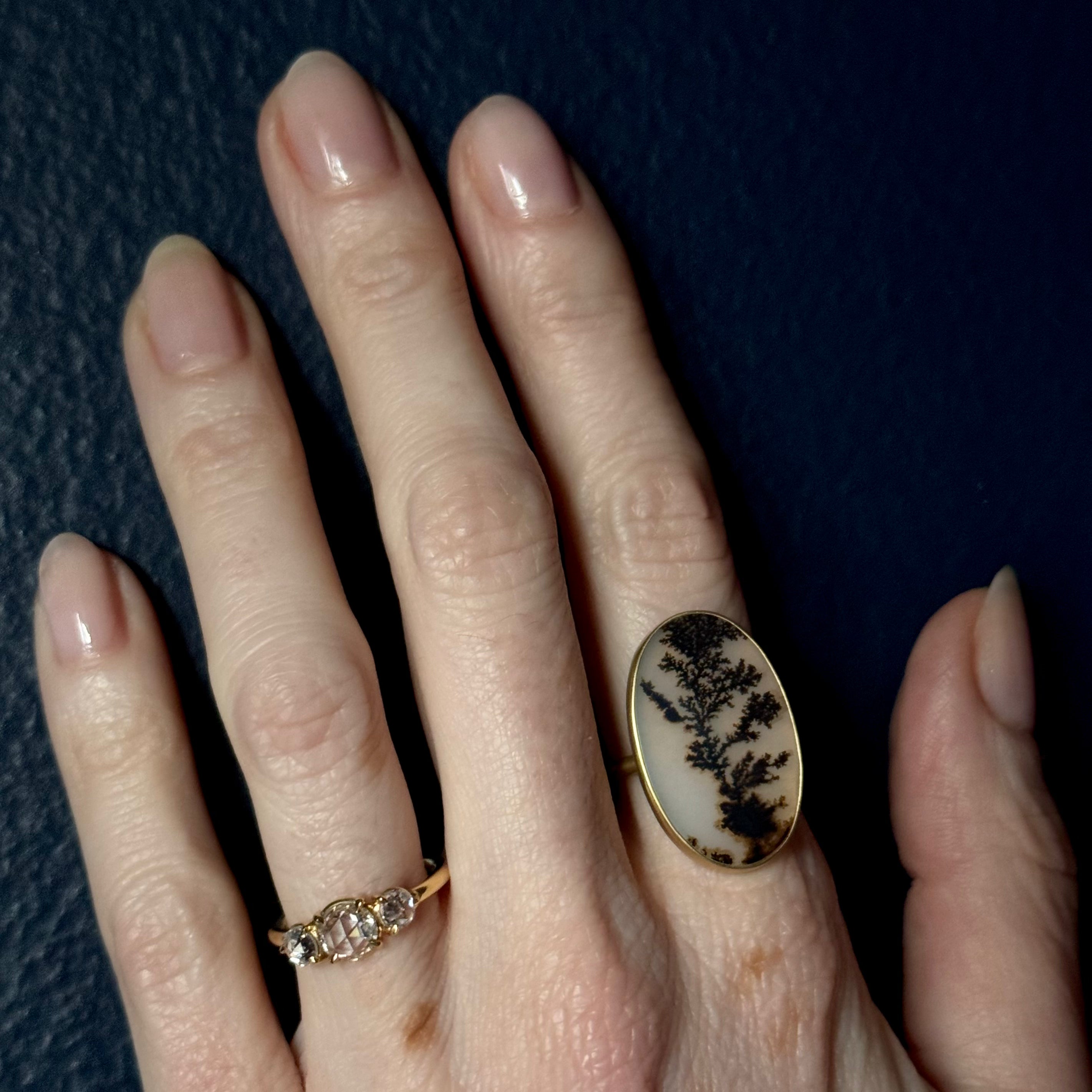 Gabriella Kiss 18k Vertical Oval Dendritic Agate Ring