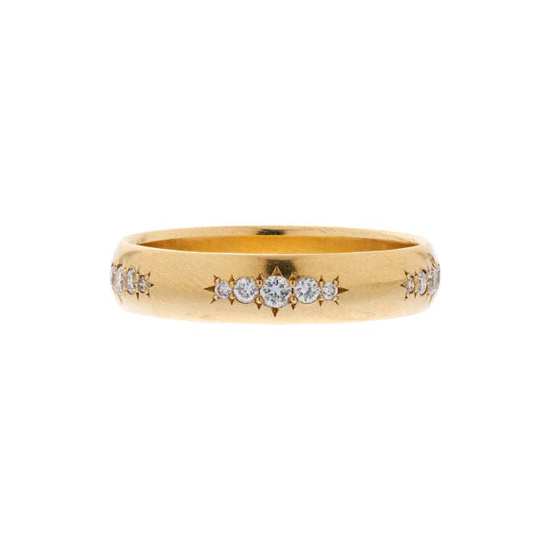 Tura Sugden 18k Yellow Gold Five Diamond Cluster Cloak Band Ring - 4mm