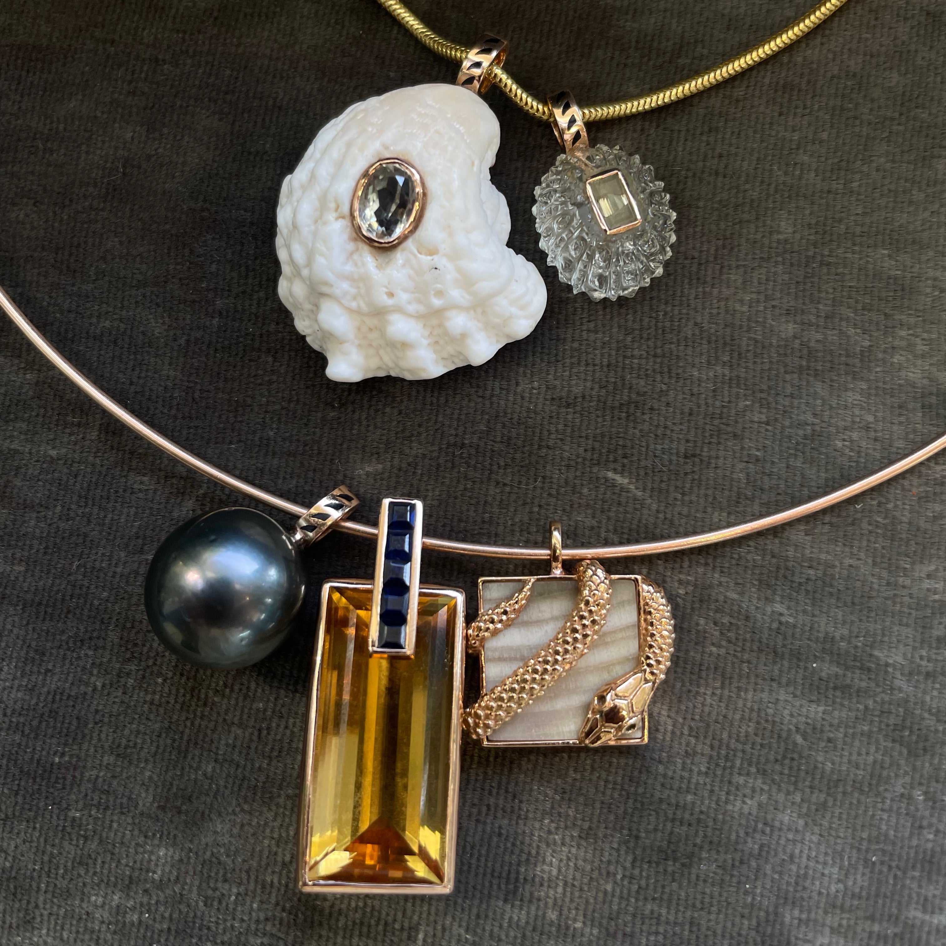 Dezso 18k Spiny Shell w/ Oval Sillimanite Pendant