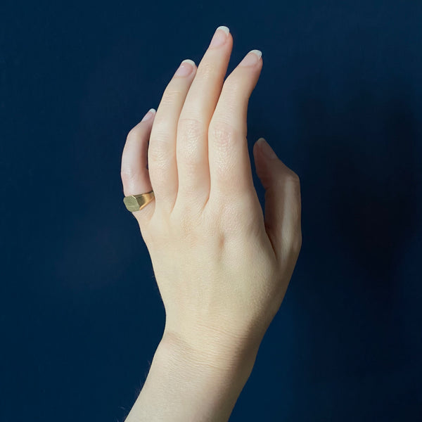 Metier Modern 14k Squared Signet Ring
