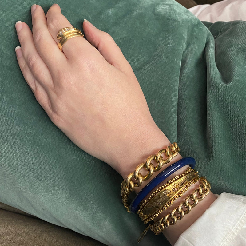 Antique Victorian 15k Engraved Scrolled Design Bangle